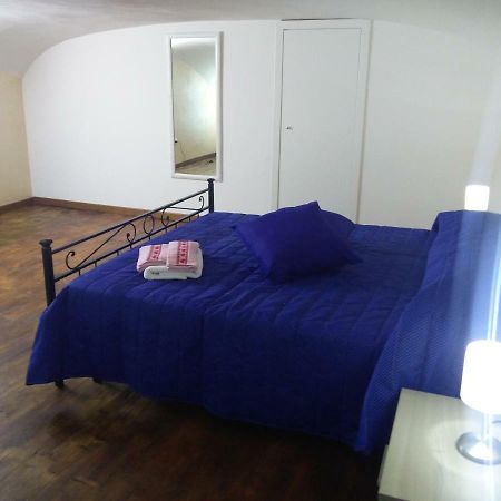 Bouganville Napoli Bagian luar foto